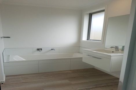 Photo of property in 11 Crown Street, Papamoa, 3118