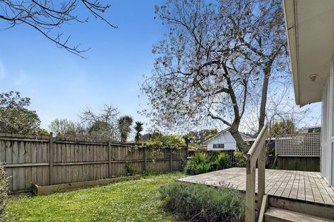 Photo of property in 685a Swanson Road, Swanson, Auckland, 0612