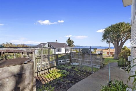 Photo of property in 77 Town Point Road, Maketu, 3189