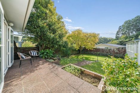 Photo of property in 19 Holly Grove, Maungaraki, Lower Hutt, 5010
