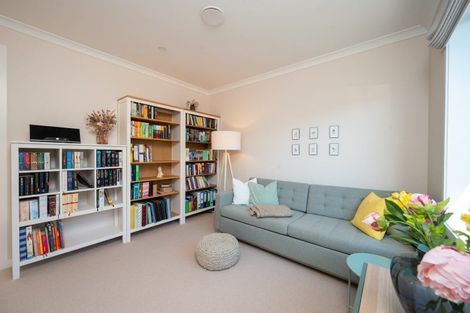 Photo of property in 25 Arihi Crescent, Frimley, Hastings, 4120