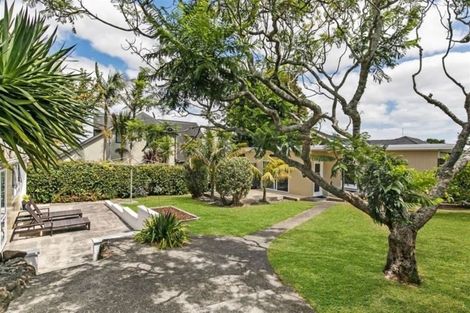 Photo of property in 57 Bradbury Road, Botany Downs, Auckland, 2010