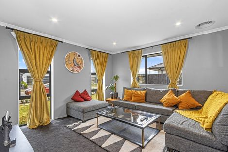 Photo of property in 53 Selfe Crescent, Burwood, Christchurch, 8083