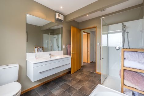 Photo of property in 8 Herbs Place, Cashmere, Christchurch, 8022