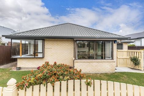 Photo of property in 12a Chardale Street, Avondale, Christchurch, 8061