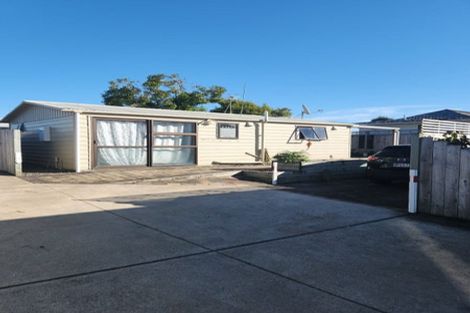 Photo of property in 114b Simpson Road, Papamoa Beach, Papamoa, 3118