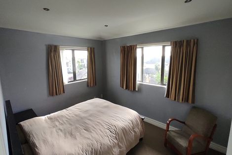 Photo of property in 4 Kawai Rise, Te Atatu Peninsula, Auckland, 0610