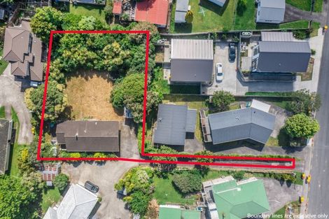 Photo of property in 48 Kaikoura Street, Henderson, Auckland, 0612