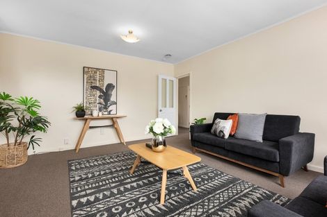 Photo of property in 40 Grimseys Road, Redwood, Christchurch, 8051