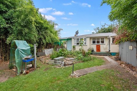 Photo of property in 34 Pollen Crescent, Melville, Hamilton, 3206