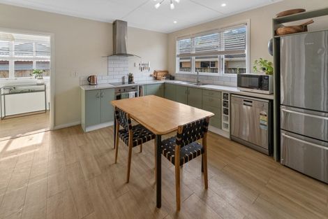 Photo of property in 8 Parkers Road, Tahunanui, Nelson, 7011