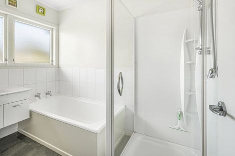 Photo of property in 12 Galloway Street, Hamilton East, Hamilton, 3216