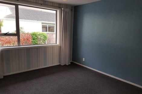 Photo of property in 2/275 Hendersons Road, Hoon Hay, Christchurch, 8025