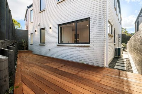 Photo of property in 1 Weetman Drive, Browns Bay, Auckland, 0630