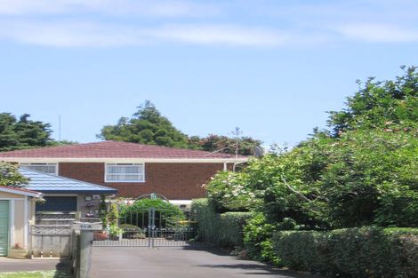 Photo of property in 14 Coronation Road, Mangere Bridge, Auckland, 2022