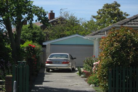 Photo of property in 52 Barrington Street, Somerfield, Christchurch, 8024