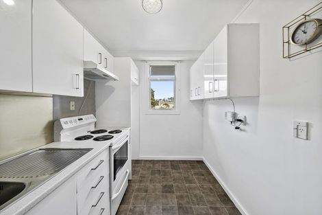Photo of property in 17/41 Barber Grove, Moera, Lower Hutt, 5010