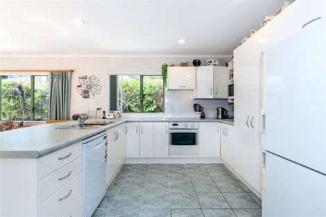 Photo of property in 73a Konini Road, Titirangi, Auckland, 0604