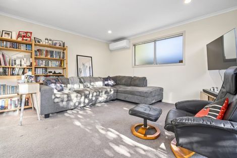 Photo of property in 9j Denver Place, Hamilton East, Hamilton, 3216