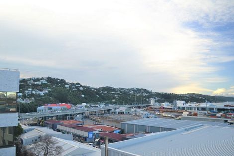 Photo of property in Hobson Court Flats, 54/70u Hobson Street, Thorndon, Wellington, 6011