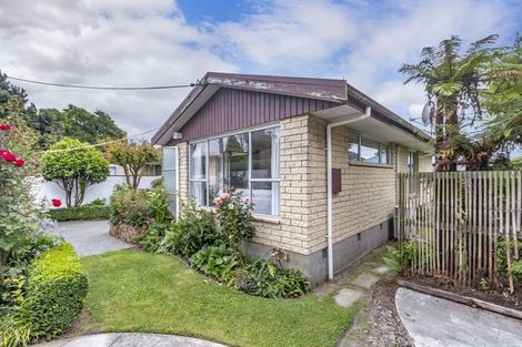 Photo of property in 2/87a Middlepark Road, Sockburn, Christchurch, 8042