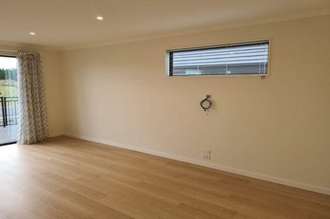 Photo of property in 8 Koral Lane, Broomfield, Christchurch, 8042