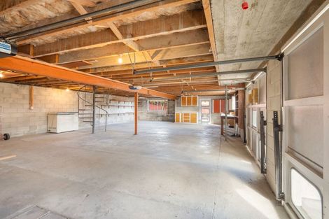 Photo of property in 100 Perth Street, Holmes Hill, Oamaru, 9401