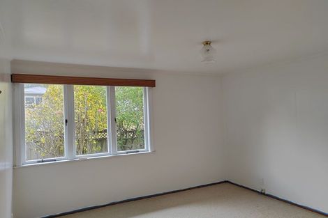 Photo of property in 70 Lake Road, Northcote, Auckland, 0627