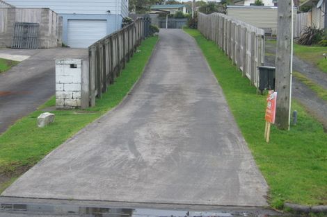 Photo of property in 3/14 Makiri Street, Helensville, 0800