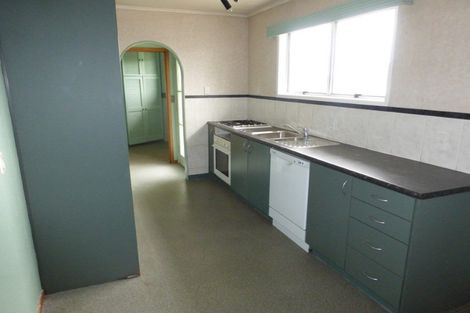 Photo of property in 583 Massey Road, Mangere, Auckland, 2022