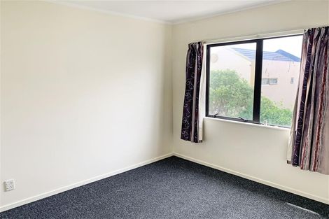 Photo of property in 6/8 Margan Avenue, New Lynn, Auckland, 0600
