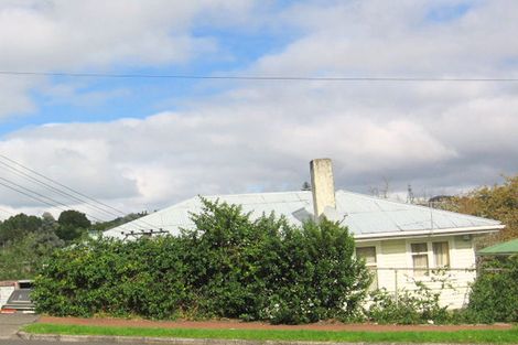 Photo of property in 4/80 West Coast Road, Glen Eden, Auckland, 0602