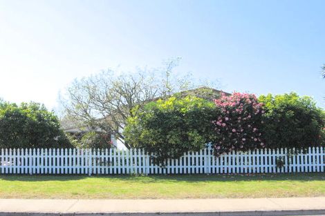 Photo of property in 17 Dundas Street, Whitianga, 3510