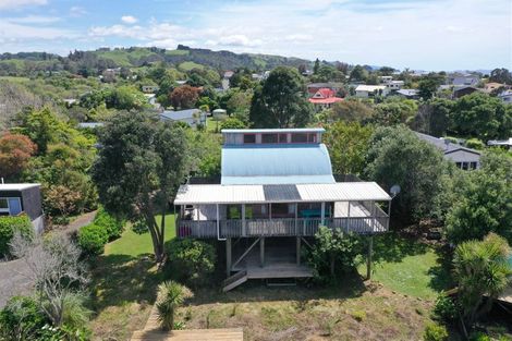 Photo of property in 7 Stingray Crescent, Whiritoa, Whangamata, 3691