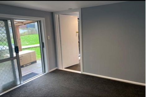 Photo of property in 53 Victory Crescent, Tawa, Wellington, 5028