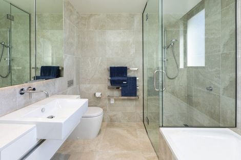 Photo of property in 140b Glandovey Road, Strowan, Christchurch, 8052