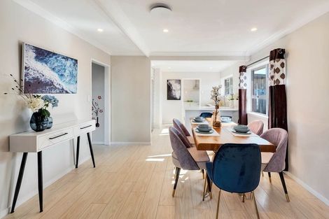 Photo of property in 5 Solar Road, Glen Eden, Auckland, 0602