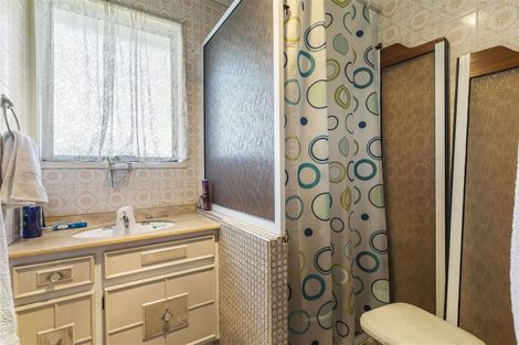 Photo of property in 73 Archmillen Avenue, Pakuranga Heights, Auckland, 2010