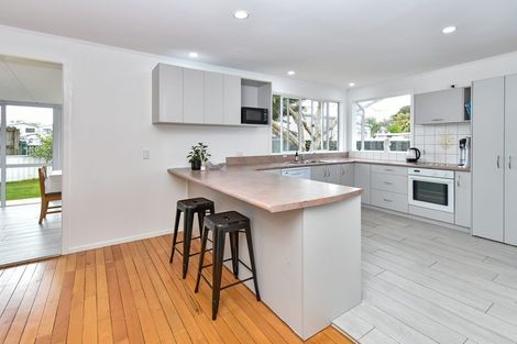 Photo of property in 5a Bunnythorpe Road, Papakura, 2110