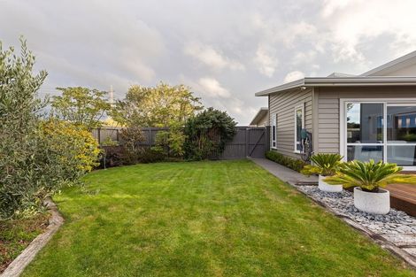 Photo of property in 3 Silicon Way, Fitzherbert, Palmerston North, 4410