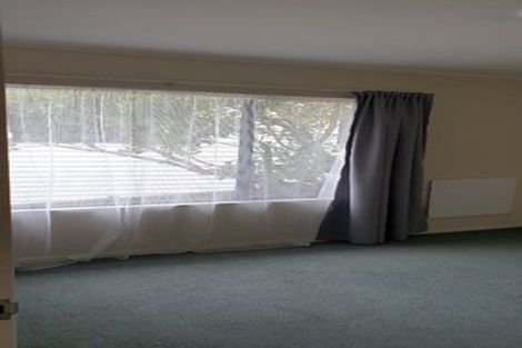 Photo of property in 2/150 Luckens Road, West Harbour, Auckland, 0618