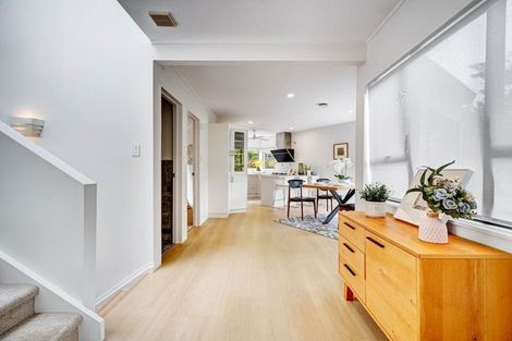 Photo of property in 8 Stitchbird Close, Murrays Bay, Auckland, 0630