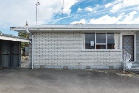 Photo of property in 8 Kiwi Court, Roslyn, Palmerston North, 4414
