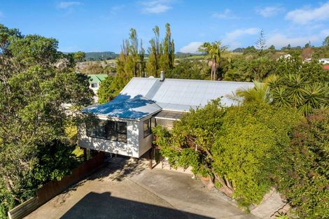 Photo of property in 6 Rautawhiri Road, Helensville, 0800