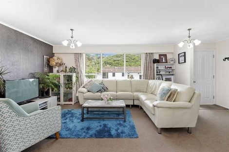 Photo of property in 41a Hicks Close, Whitby, Porirua, 5024