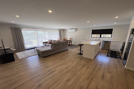 Photo of property in 2/59 Montgomery Crescent, Bader, Hamilton, 3206