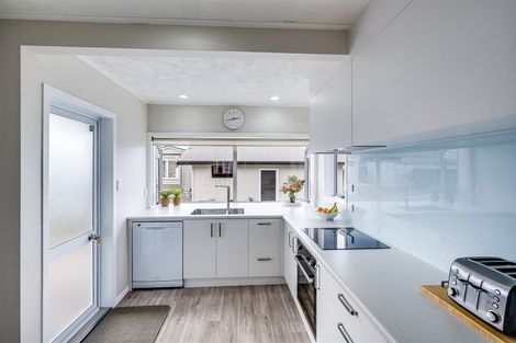 Photo of property in 53 O'dowd Road, Taradale, Napier, 4112