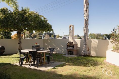 Photo of property in 191 Edgecumbe Road, Tauranga South, Tauranga, 3112