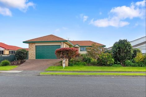 Photo of property in 122 Russley Drive, Mount Maunganui, 3116