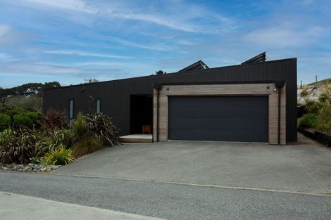 Photo of property in 35 Paetawa Road, Peka Peka, Waikanae, 5391